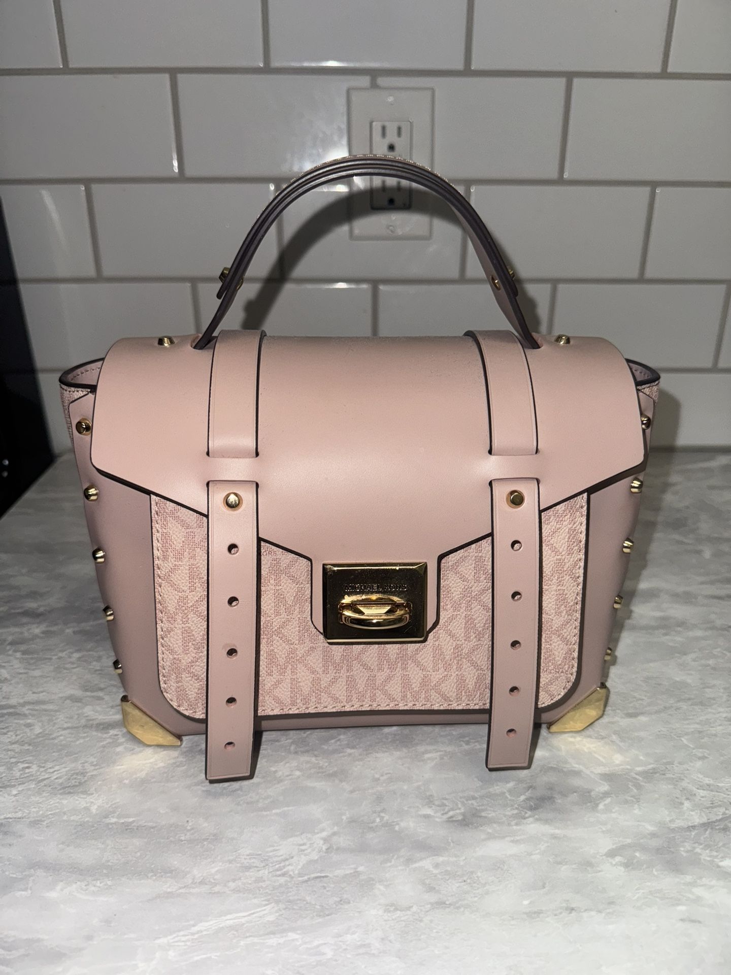 Michael Kors School Bag Manhattan Medium MK Signature Pink Satchel Crossbody Bag