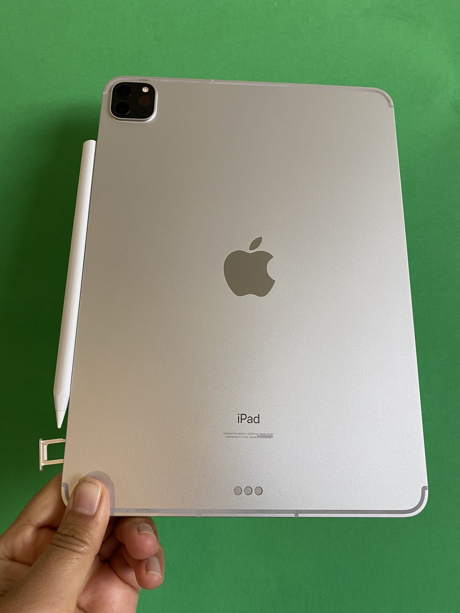 186 iPad pro 11インチ 3世代 256GB M1チップ シルバー 11インチiPad Pro Wi-Fi 256GB - シルバー（第3世代）[整備済製品