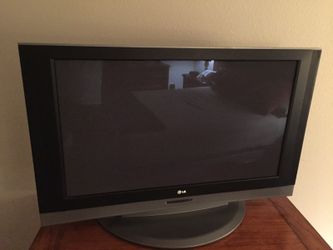LG PLASMA TV 46"