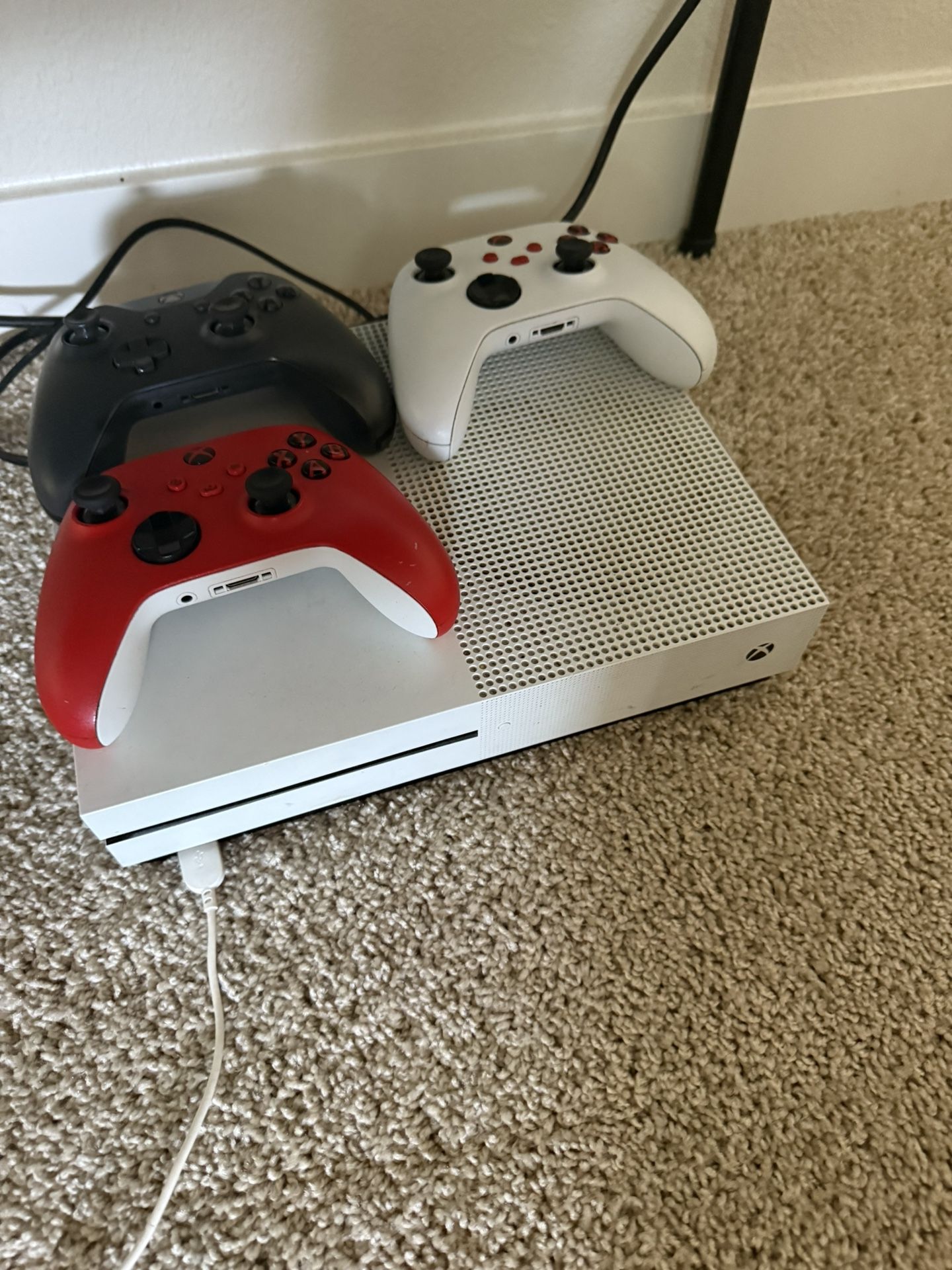 Xbox One S