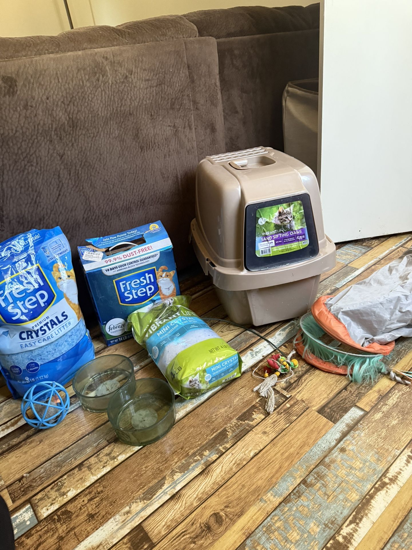Litter Box And Extra Stuff