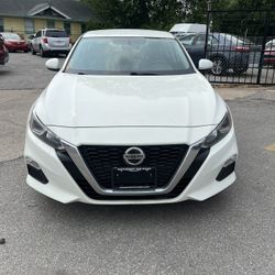 2020 Nissan Altima