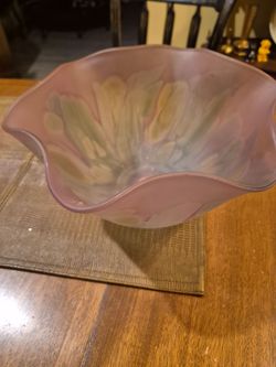 Rueven glass hand -painted pastel shade glass bowl