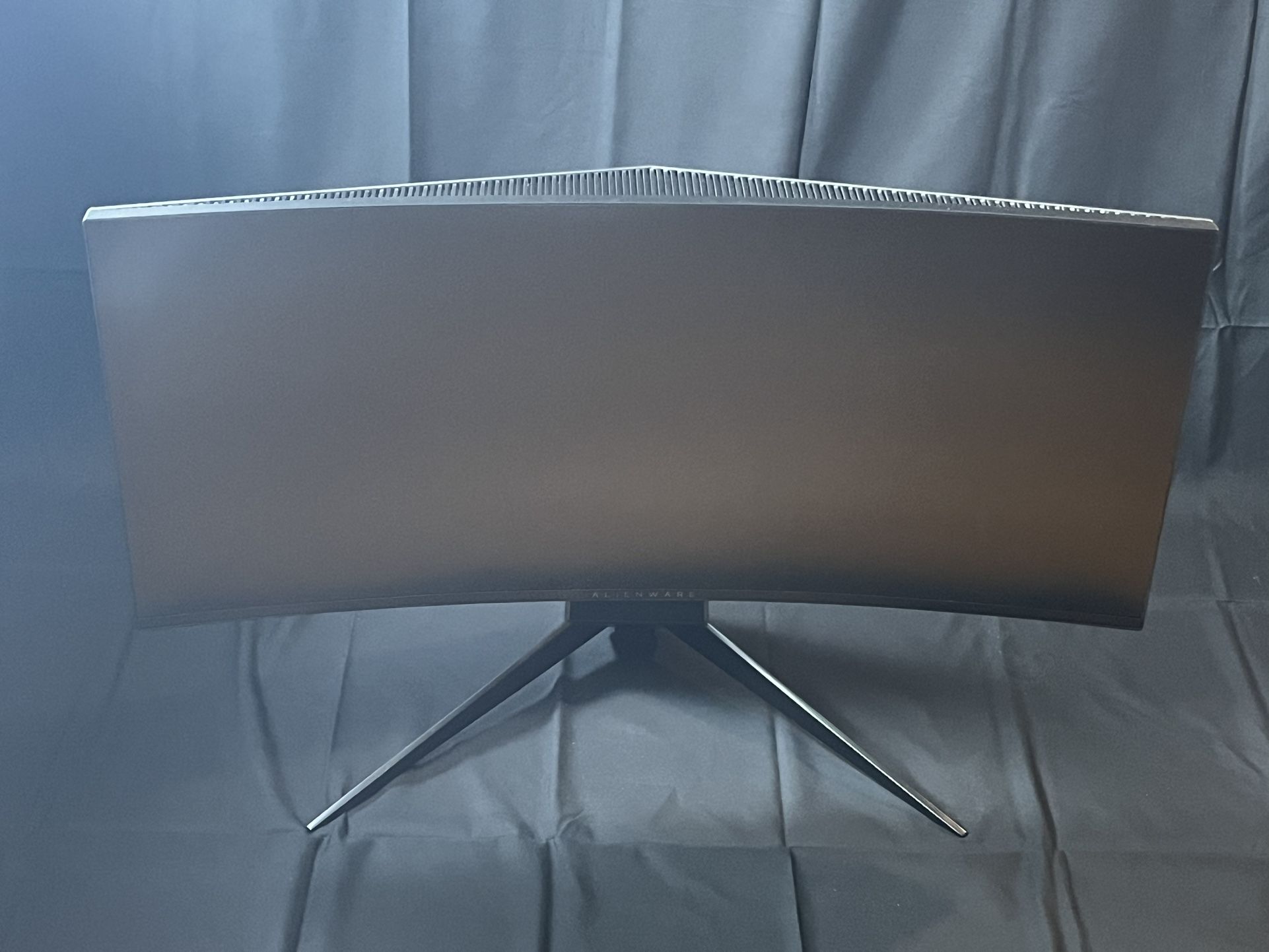 Alienware AW3420DW 34” Curved QHD Gaming Monitor – 120Hz, G-Sync, Boone NC