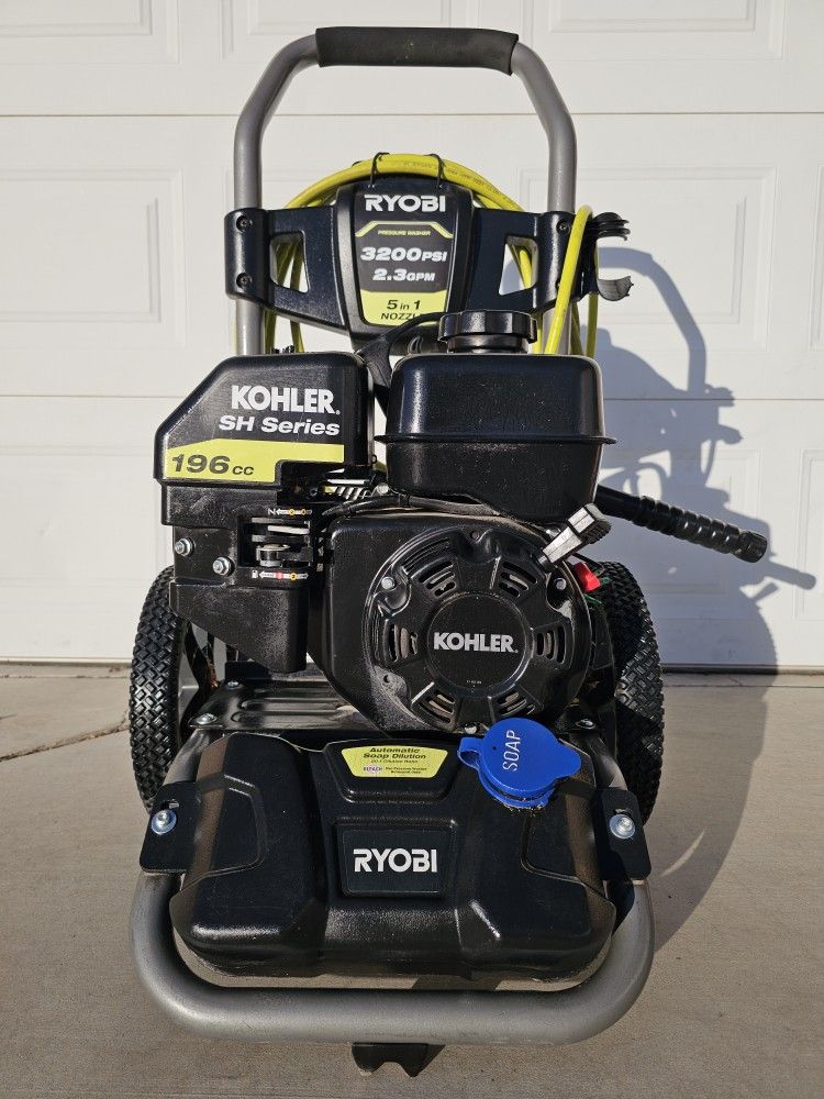 3200 PSI 196CC Pressure Washer