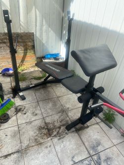 Chest Workout bench with bicep curl in front