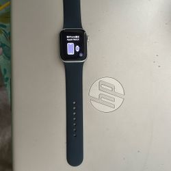 Apple Watch SE 