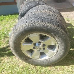 Llantas De Tacoma Con Rinen