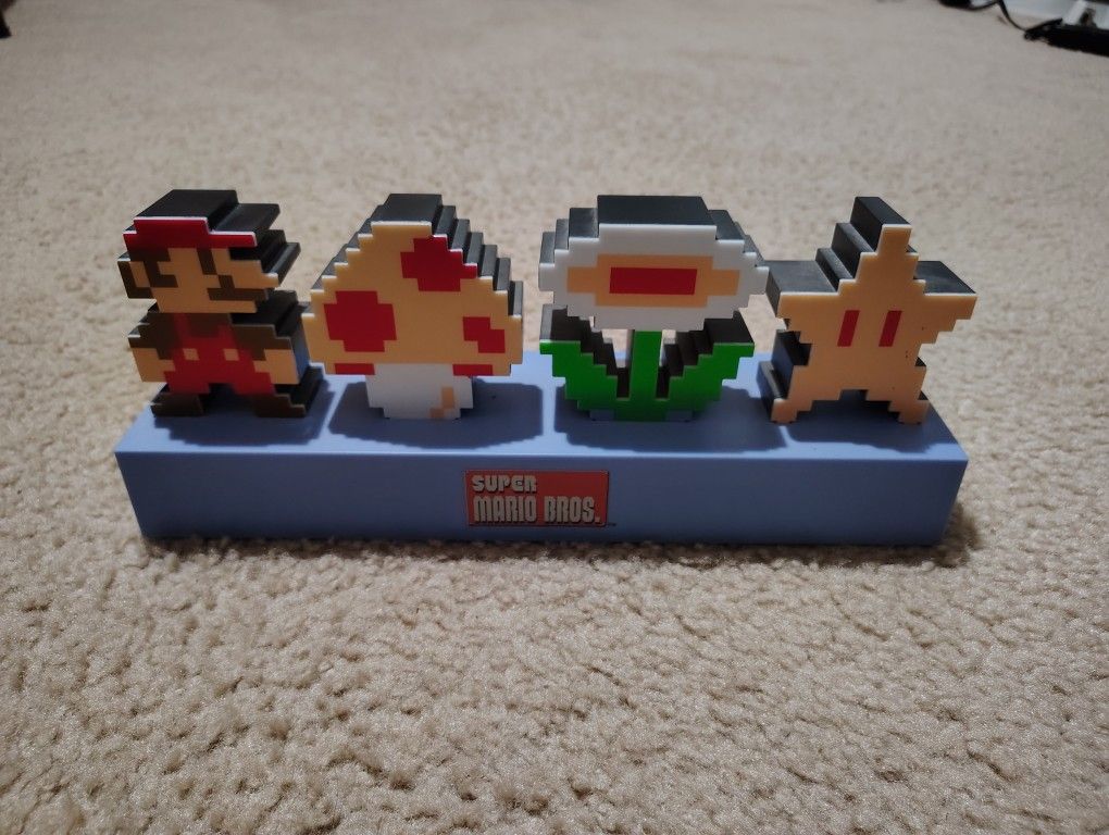 Paladone Super Mario Bros Icons Light, Sound Reactive Mode, Decorative Light Up
