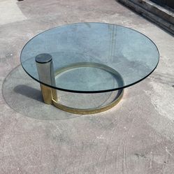 Beautiful Mid Century Modern Vintage Designer Glass Coffee Table 
