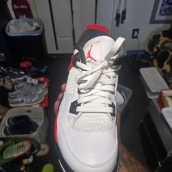 Nike Air Jordan 4 Retro
Red Cement Men's Size 6.5 Or Women's Size 8 Excellent Condition 