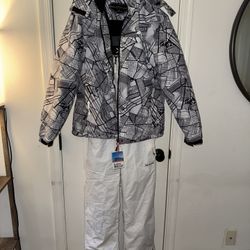 Ski/Snowboarding WOMENS Medium FULL SET