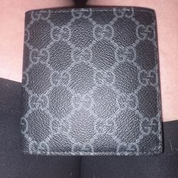 Gucci Men’s Wallet And Belt 