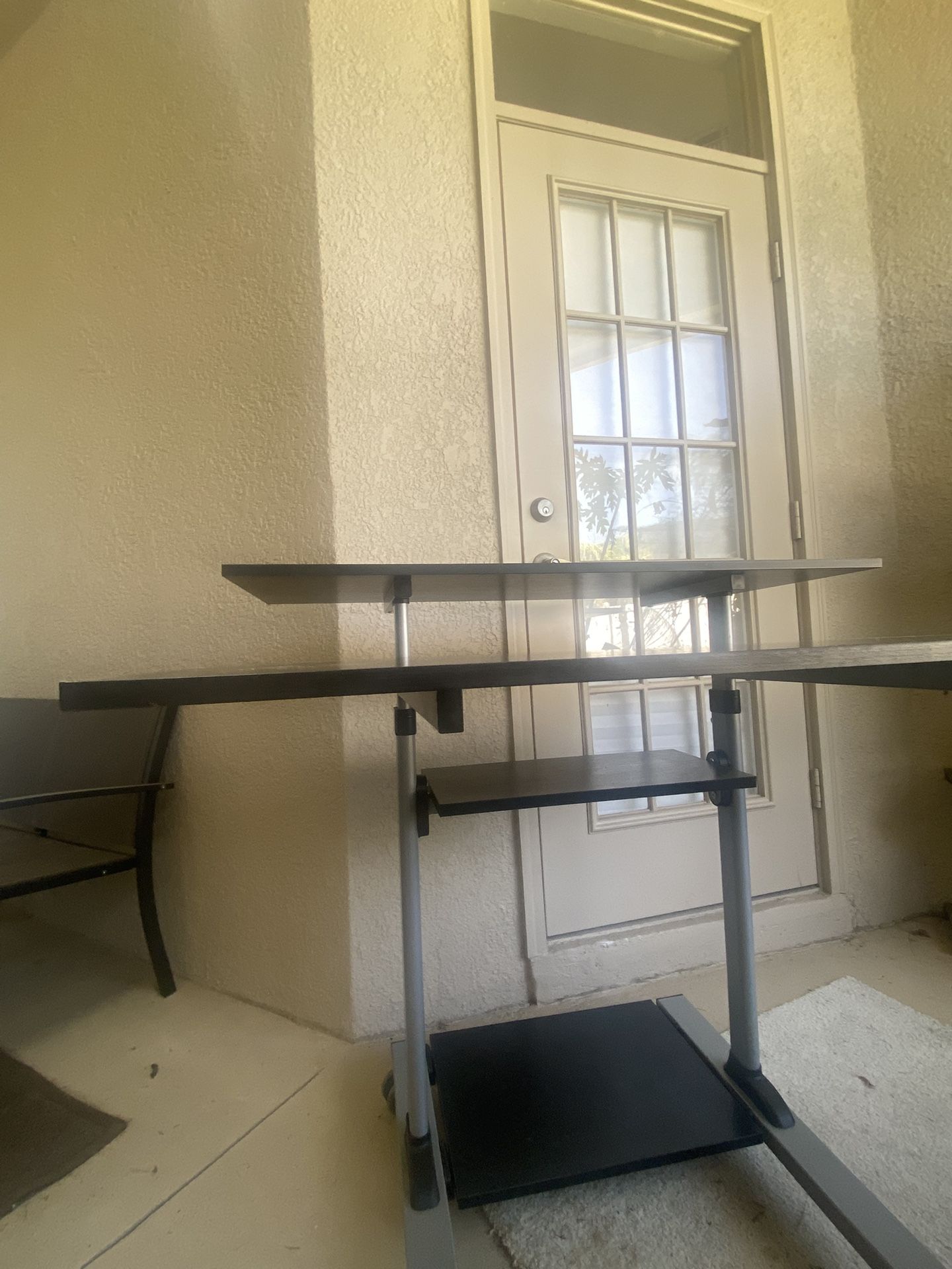 Desk - Adjustable Rolling /Standing