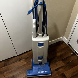 Vacuum, Windsor Sensor S15 Bagged Upright Vaccuum