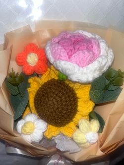 handmade crochet sunflower and rose bouquet
