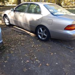 1999 Lexus ES 300