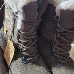 Brand New W/ Box Snow Boots Sz 10