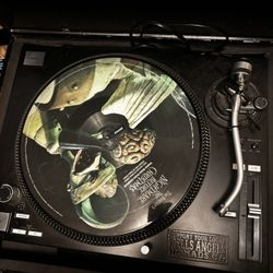 Rp7000 Direct Drive Turntable With Travel Case 