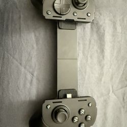 Razer - Kishi Ultra Wireless Gaming Controller for Android, iPhone, and iPad Mini - Black