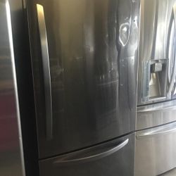 LG Bottom Freezer Refrigerator 