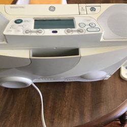 GE Under counter Radio/CD Player Off White With Remote 