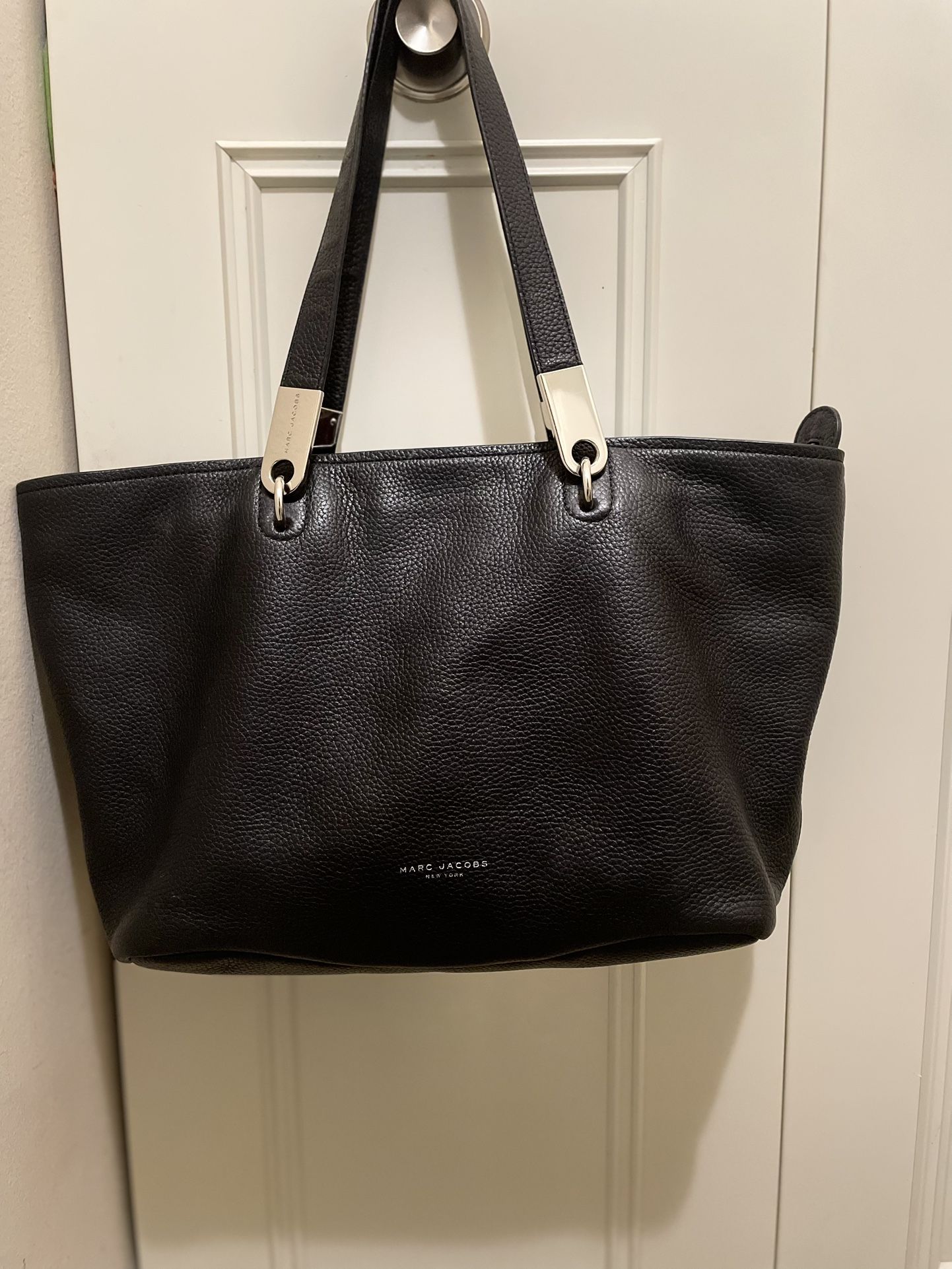 Authentic Genuine Leather Marc Jacobs Purse