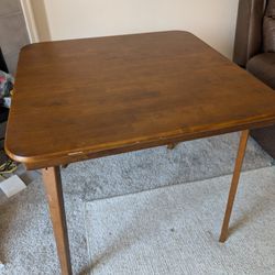 Free Foldable Table.