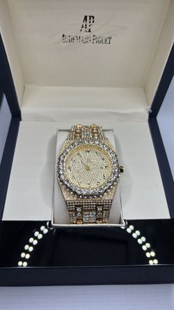 A  P Watch