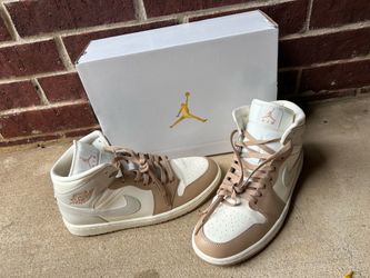 *** NEW ARRIVALS, NEW ARRIVALS, NEW ARRIVALS *** “ Brand 🆕 “ Retro Air Jordan Mid 1s, Color: Pale Irovy/ Lt Orewood, Size: Men’s Size: 10.5/ Women’s 