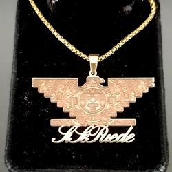 Huelga Bird Pendant Chain