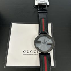 Gucci Interlocking G Watch YA133206