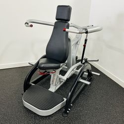 Nautilus Leverage Shoulder Press - Gym Equipment - Workout