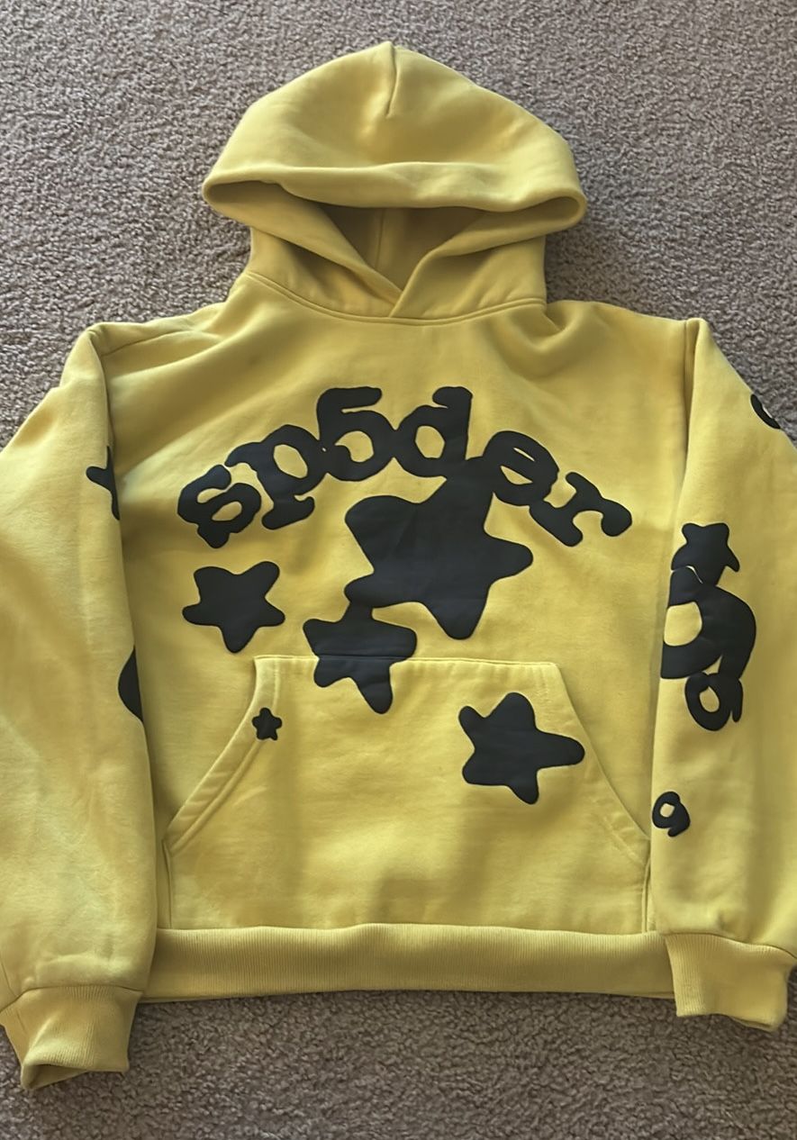 Sp5der Beluga Gold Hoodie. 100% Cotton, Heavyweight, 100% Authentic. $160 OBO.