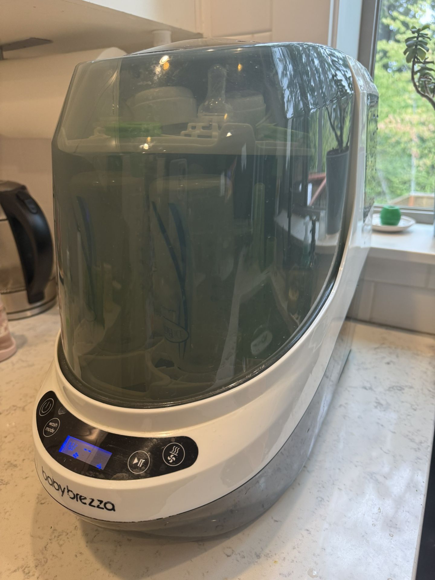 Baby Brezza Bottle Washer + Tablets 