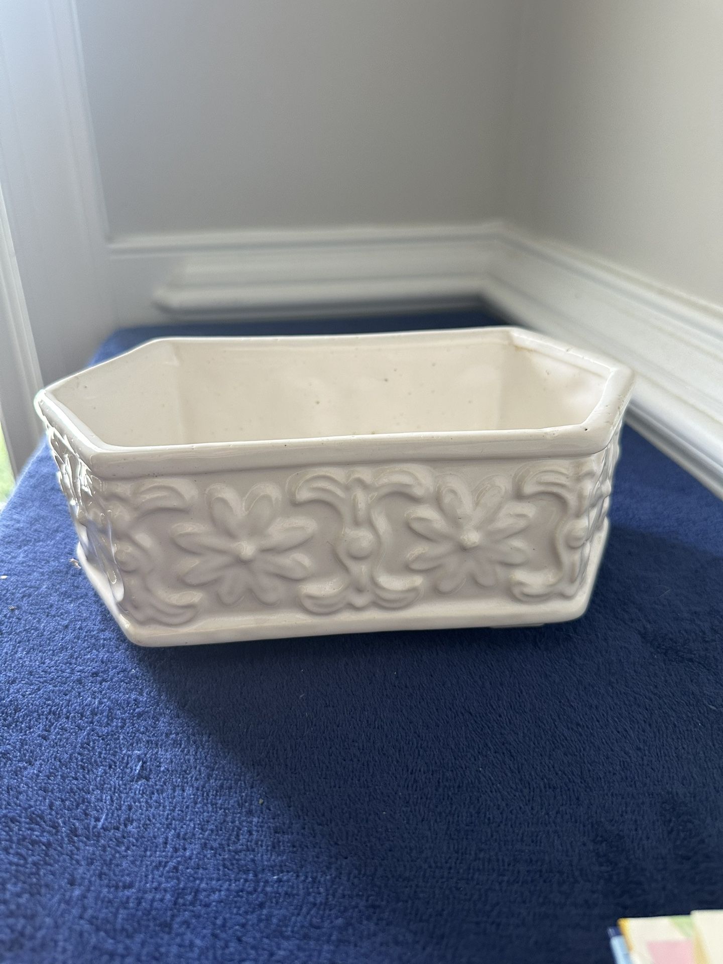 Andre By Sadek Porcelain Planter Box