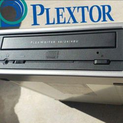 FOR PARTS NOT TESTED Plextor PX-W4824TU - External Drive - 48X Write 24X Rewrite 48X Read

