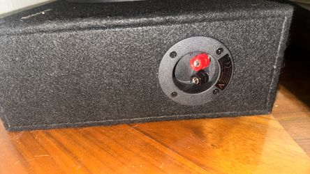 Pioneer Carpeted Subwoofer Enclosure Box