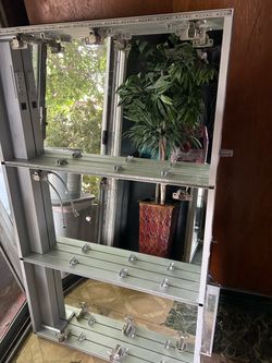Bathroom vanity mirror