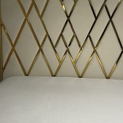 Cream Queen Platform Bed 