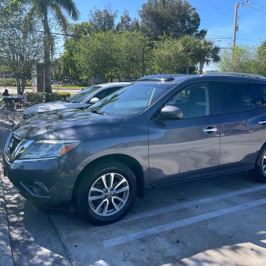 2014 Nissan Pathfinder