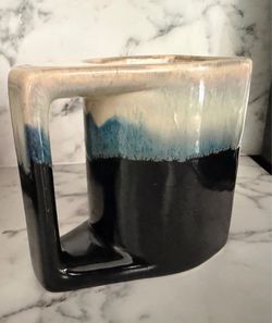 Blue, Black, and Off-White 4-cup set with stand, Rodolfo Padilla style