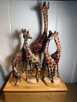 Wood Carved Giraffes Sculptures Set of 5