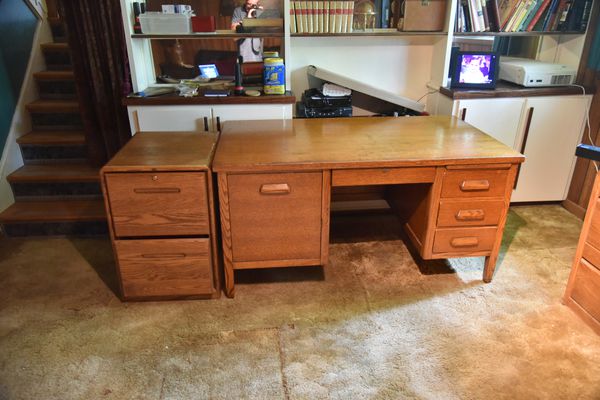 Free Solid Oak Desk With 2 Matching File Cabinets For Sale In