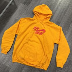 Travis Scott Hoodie Gold “Highest”