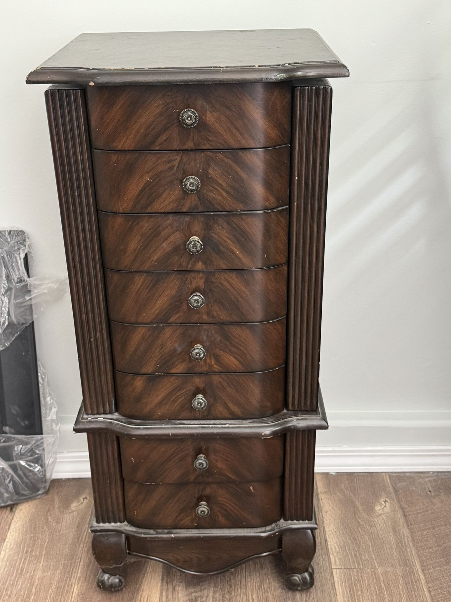 Jewelry armoire Drawer