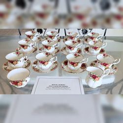 Royal Albert Old Country Roses — Cup & Saucer Service for 12 + Creamer + Sugar Bowl