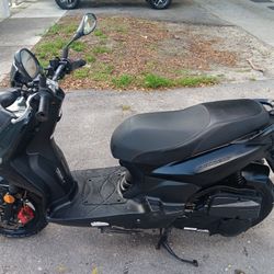 200CC SCOOTER 