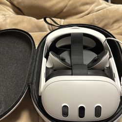 Oculus Quest 3 With Elite Strap And Oculus Case