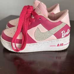 Toddler girl Barbie Shoes Sz 7